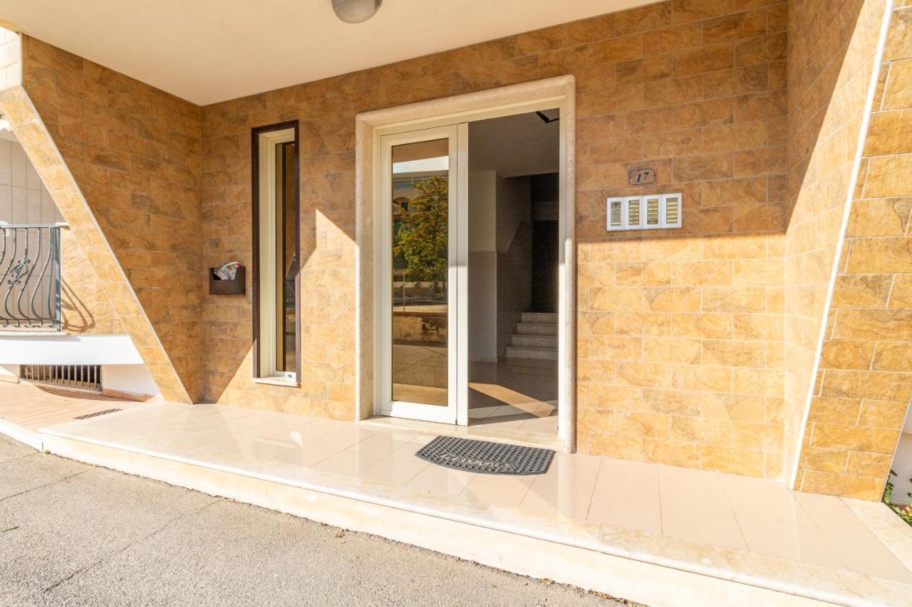 Virna Casa Vacanze 维耶斯泰 外观 照片