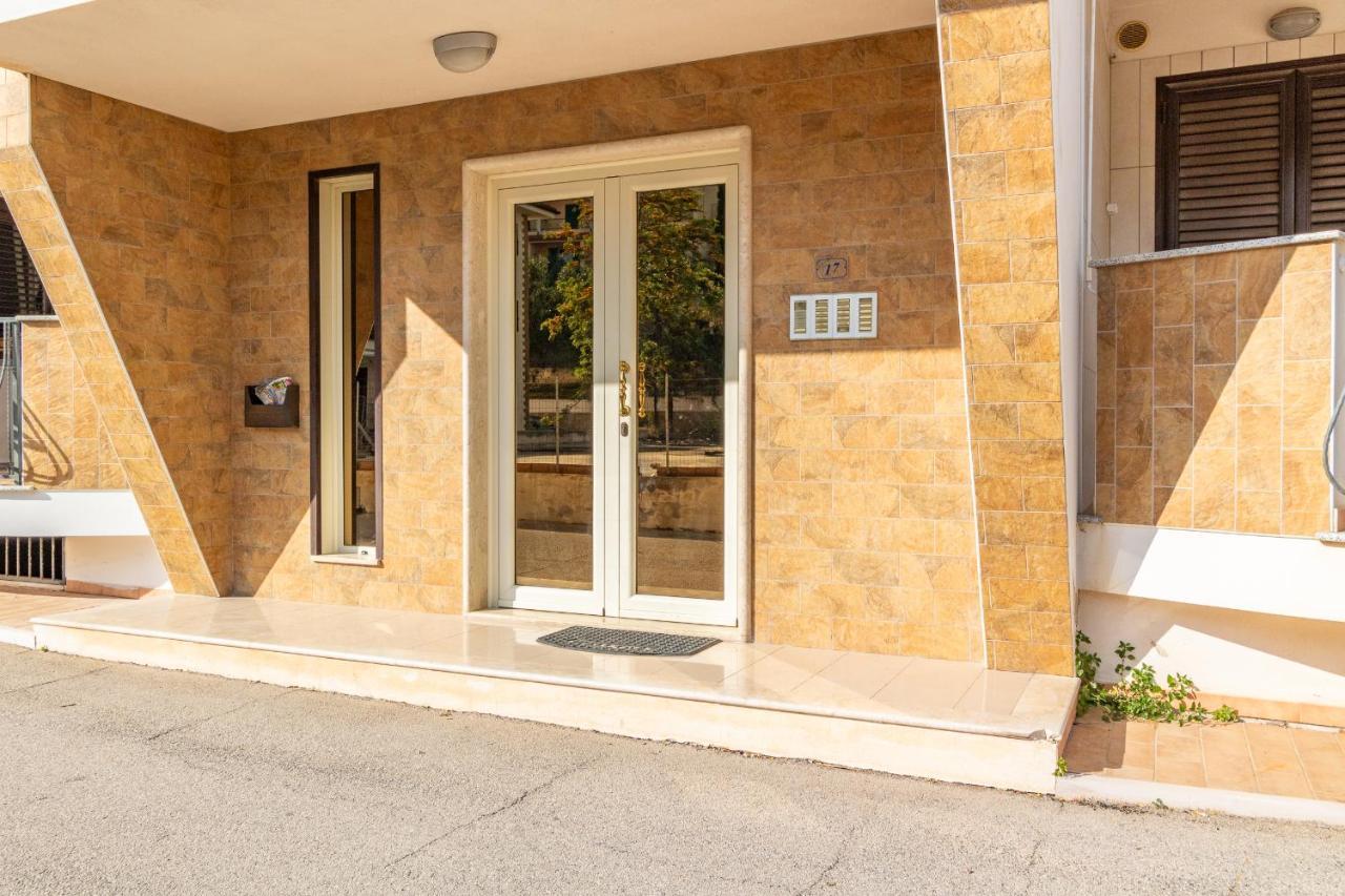 Virna Casa Vacanze 维耶斯泰 外观 照片